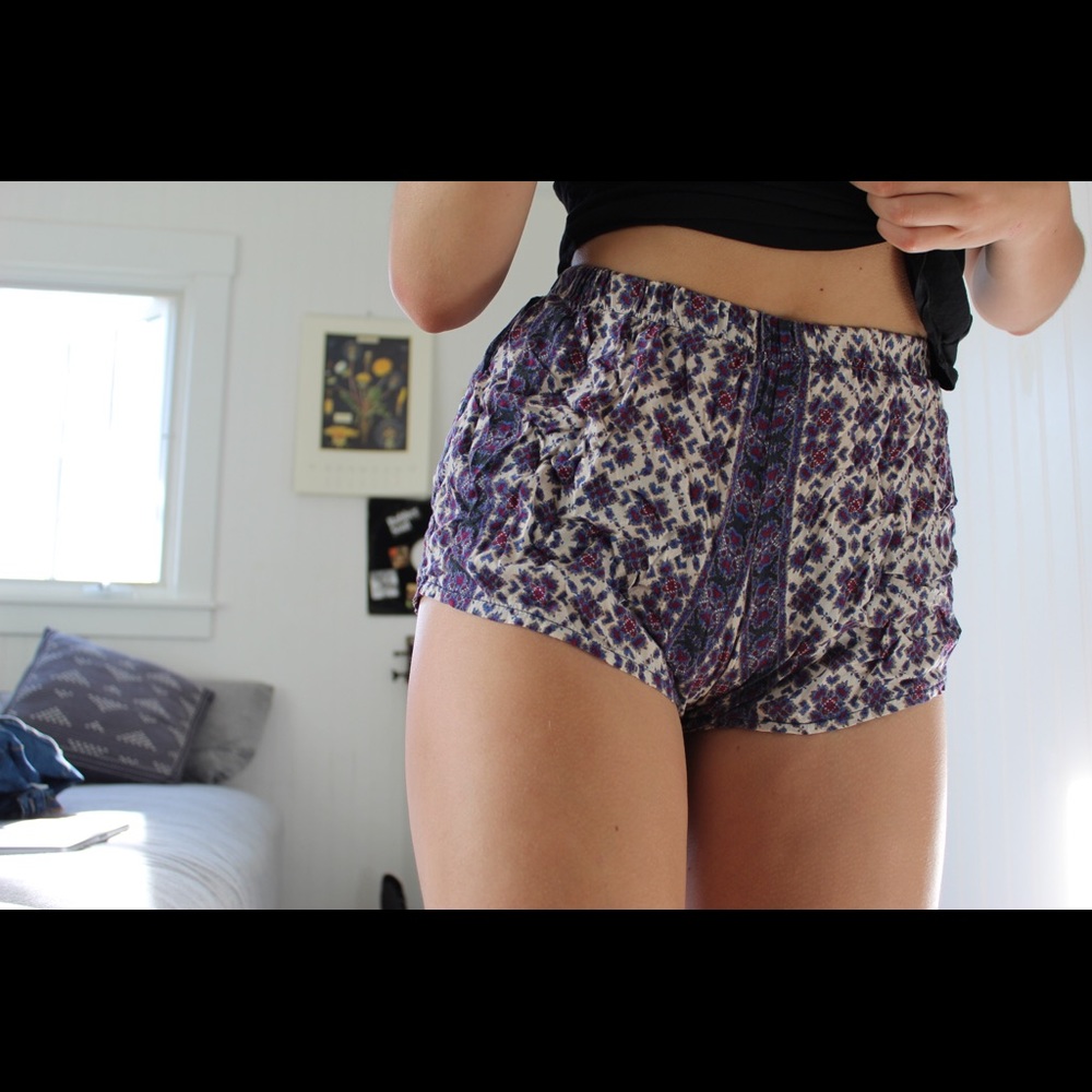 Fun Groovy Brandy Melville shorts